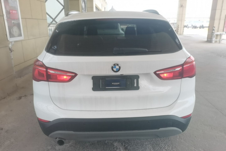 BMW X1 2019 #4 BMW X1 2019 car image #4