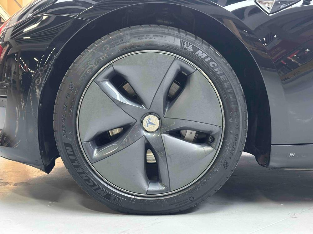 Tesla Model 3 2020 immagine di auto #21