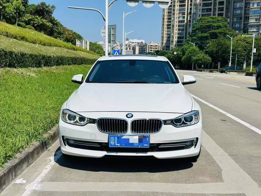 BMW 3 Series 2015 immagine di auto #2