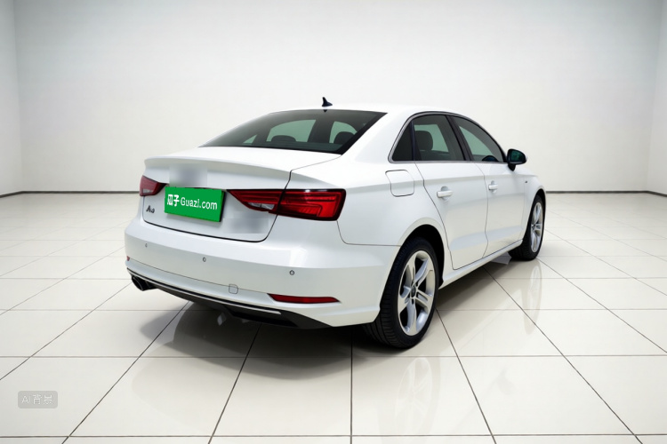 Audi A3 2019 immagine di auto #7