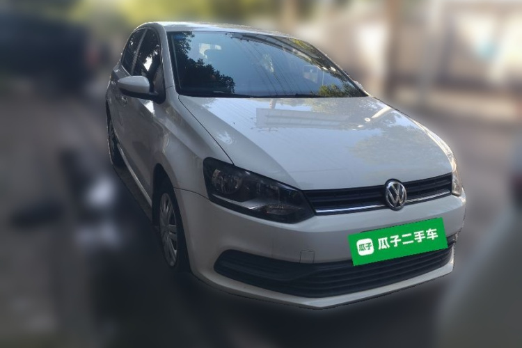 Volkswagen Polo 2019 car image #3