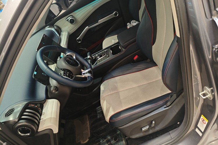 BYD Yuan Plus 2022 #19 BYD Yuan Plus 2022 car image #19