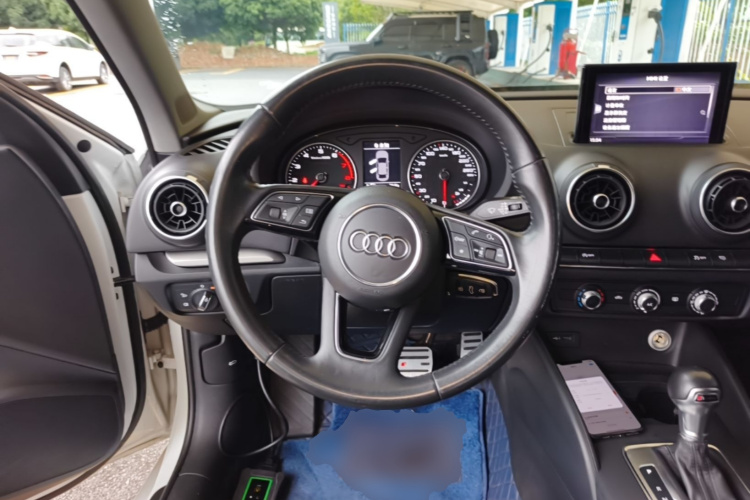 Audi A3 2019 #11 Audi A3 2019 car image #11