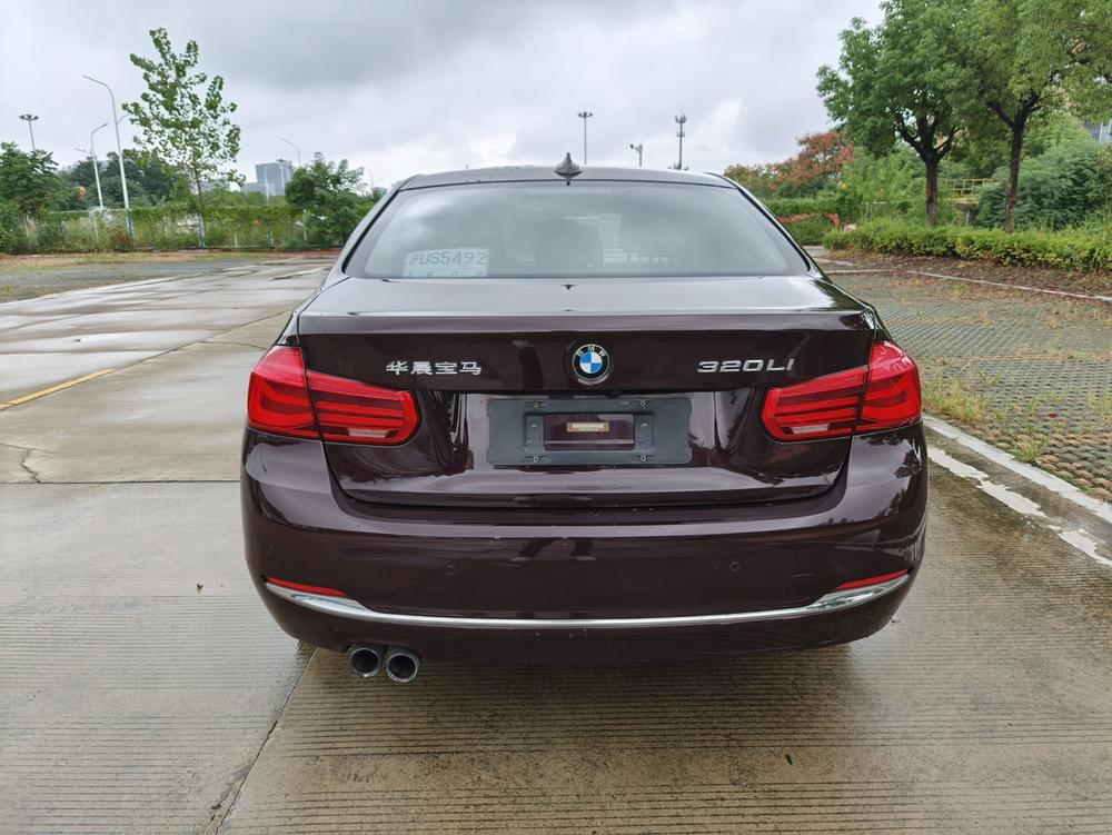 BMW 3 Series 2017 #6 BMW 3 Series 2017 car image #6