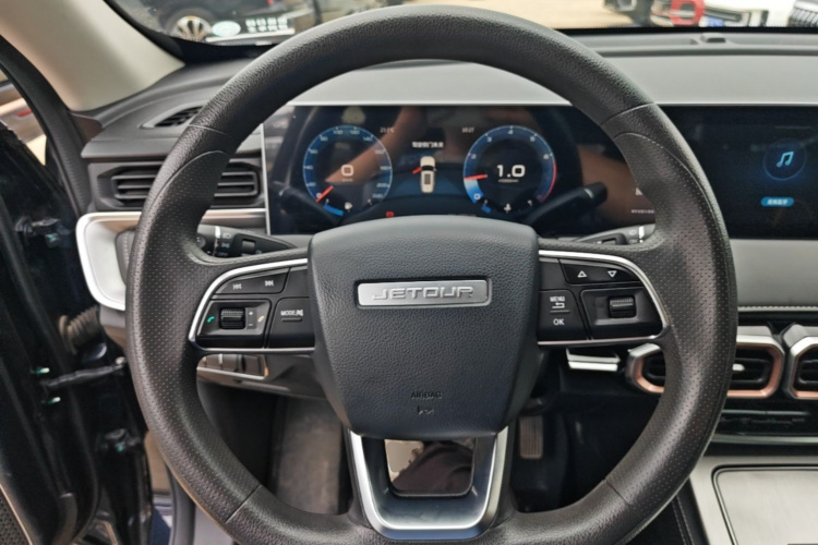 Jetour X70 PLUS 2022 #15 Jetour X70 PLUS 2022 car image #15