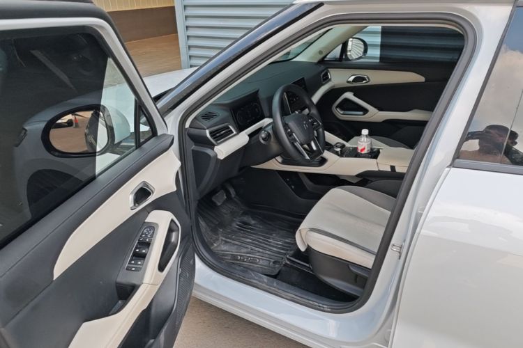 BYD YuanUP 2024 car image #12