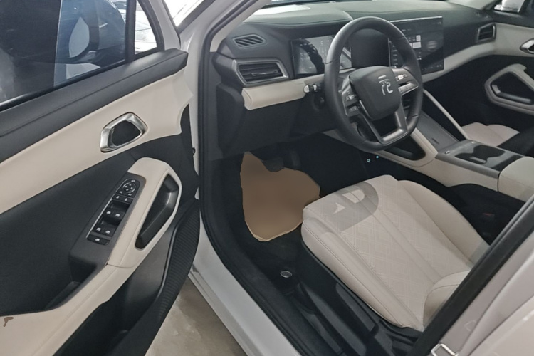 BYD YuanUP 2025 car image #16