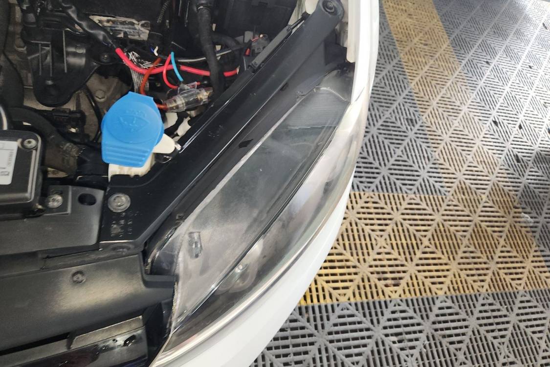 Volkswagen Golf 2017 car image #12