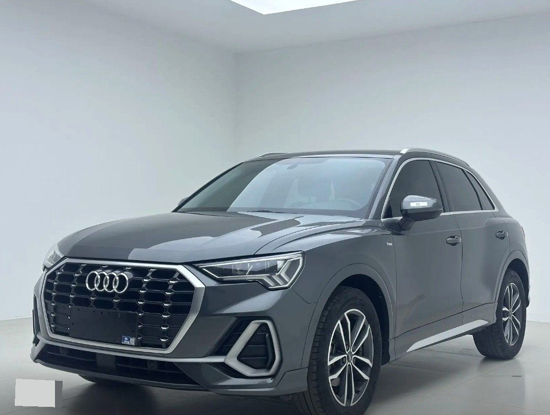 Audi Q3 2023 car image 