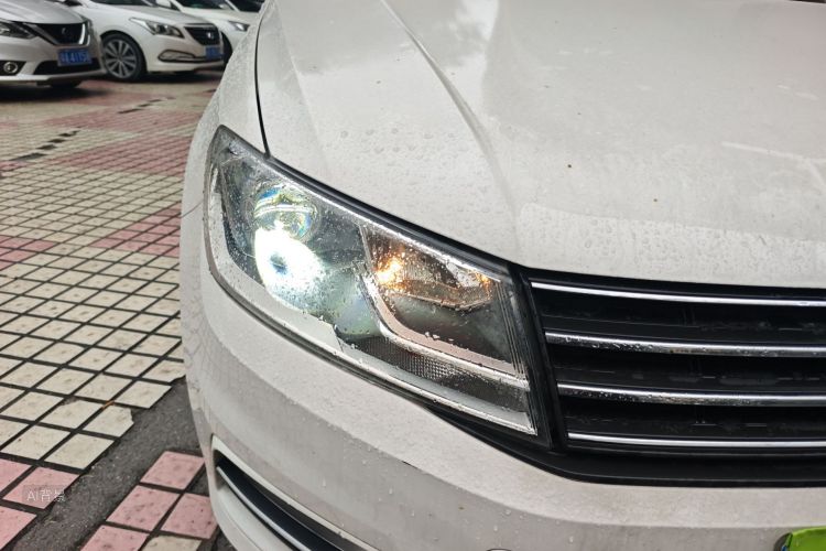 Volkswagen Santana 2019 #8 Volkswagen Santana 2019 car image #8