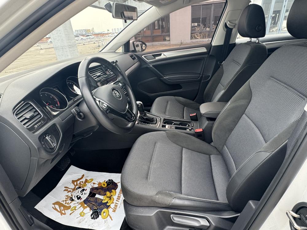 Volkswagen Golf 2019 #13 Volkswagen Golf 2019 car image #13