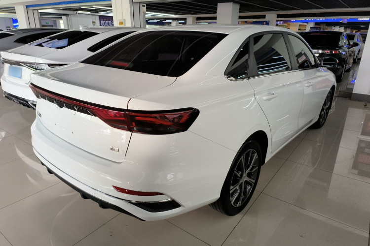 GEELY Emgrand 2024 car image #7