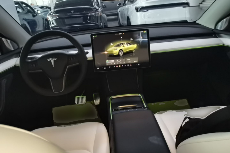 Tesla Model Y 2022 #10 Tesla Model Y 2022 car image #10