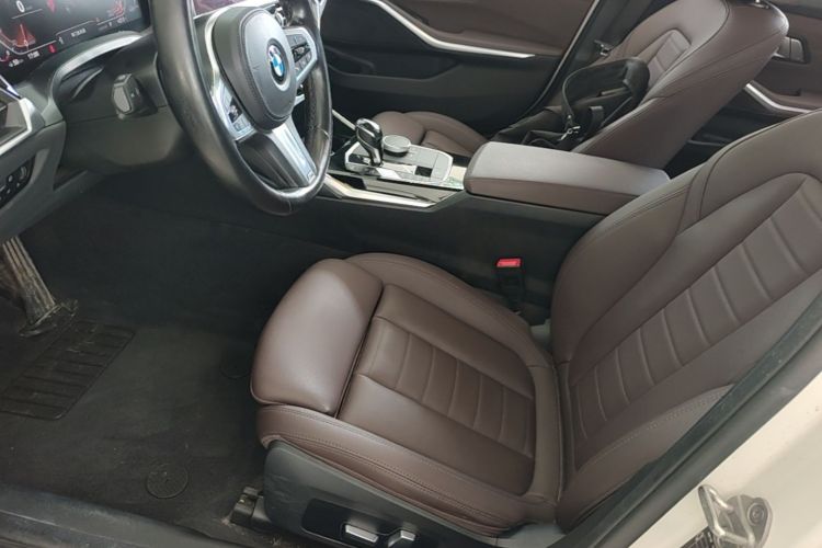 BMW 3 Series 2021 #15 BMW 3 Series 2021 car image #15