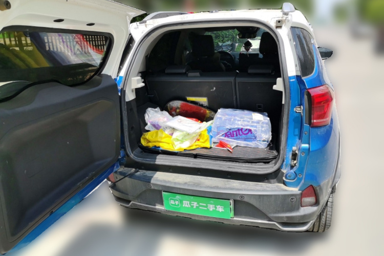 BYD Yuan New Energy 2019 immagine di auto #17