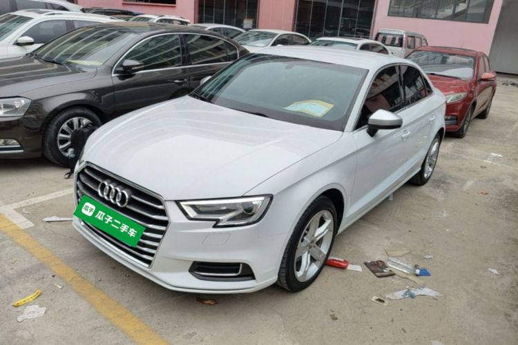 Audi A3 2019 car image #2