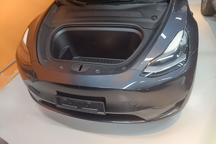 Tesla Model Y 2024 #20 Tesla Model Y 2024 immagine di auto #20