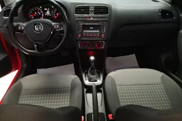 Volkswagen Polo 2017 #11 Volkswagen Polo 2017 car image #11