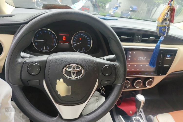 Toyota Corolla 2017 #12 Toyota Corolla 2017 car image #12