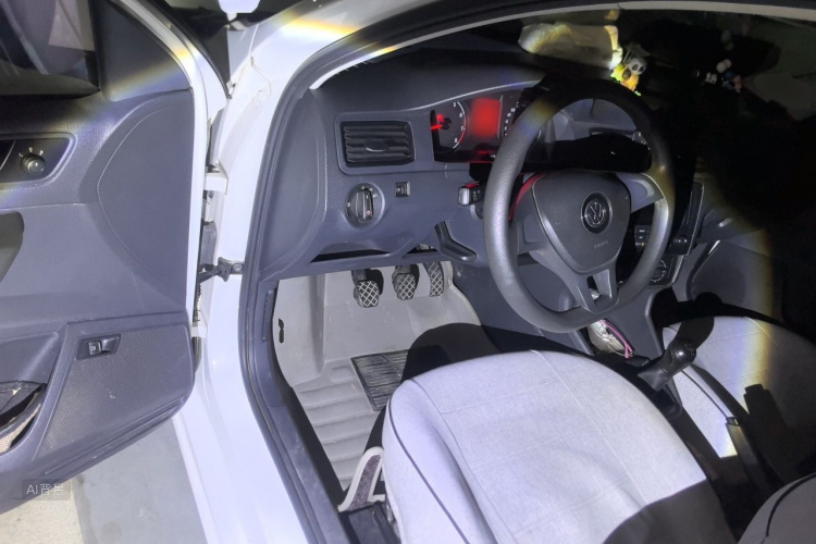 Volkswagen Santana 2016 car image #18