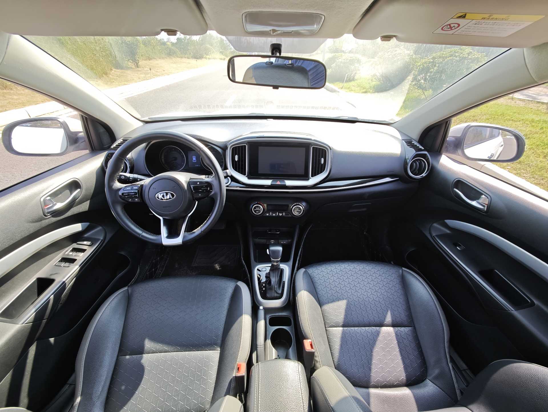 Kia KX1 2019 #7 Kia KX1 2019 صورة سيارة #7