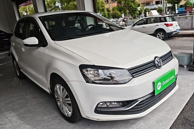 Volkswagen Polo 2019 car image #4