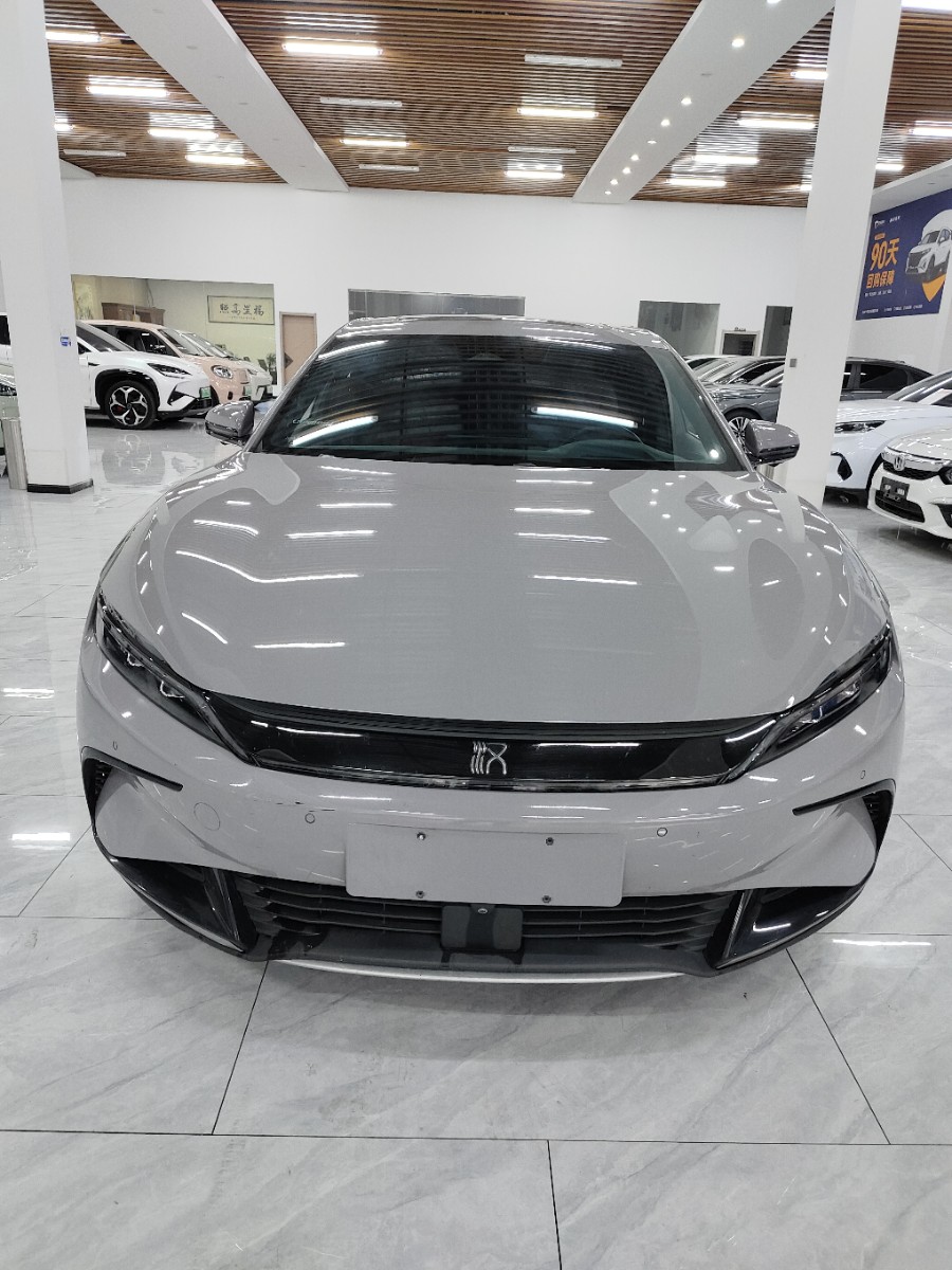 BYD Han 2024 car image #2