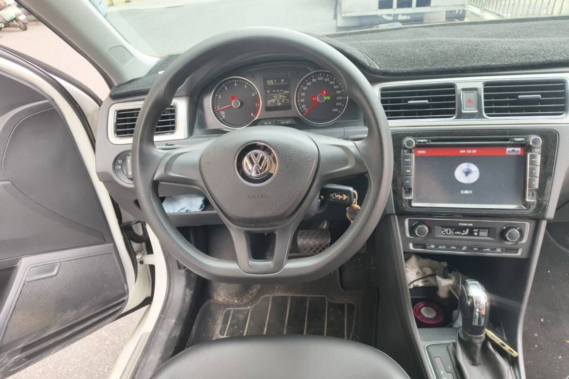 Volkswagen Santana 2016 изображение автомобиля #22