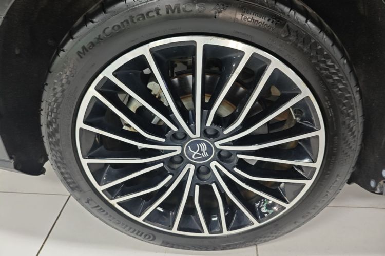 BYD Han 2021 #4 BYD Han 2021 car image #4