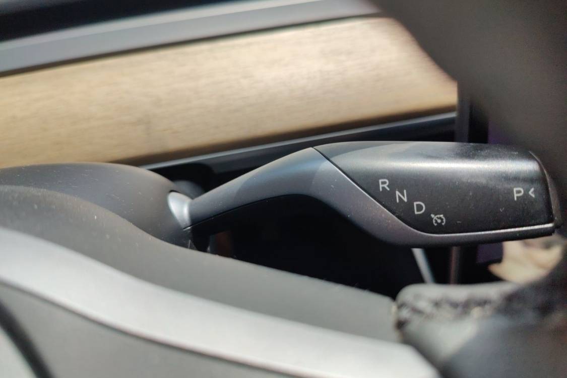 Tesla Model 3 2020 صورة سيارة #27