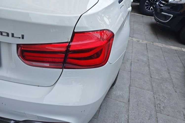 BMW 3 Series 2019 #8 BMW 3 Series 2019 car image #8