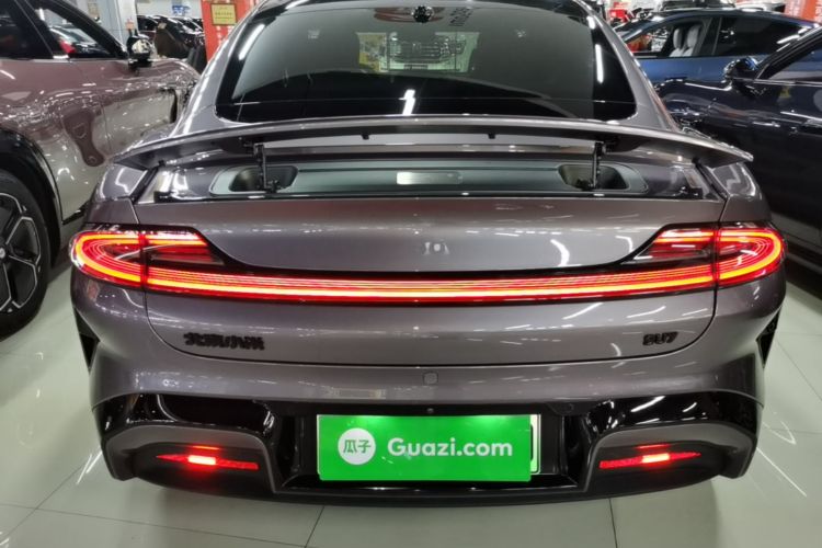 MI SU7 2024 car image #4
