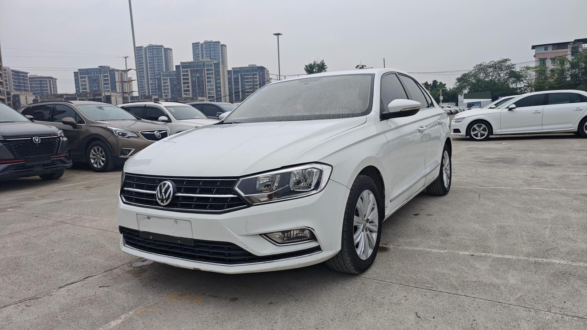 Volkswagen Bora 2018 car image 