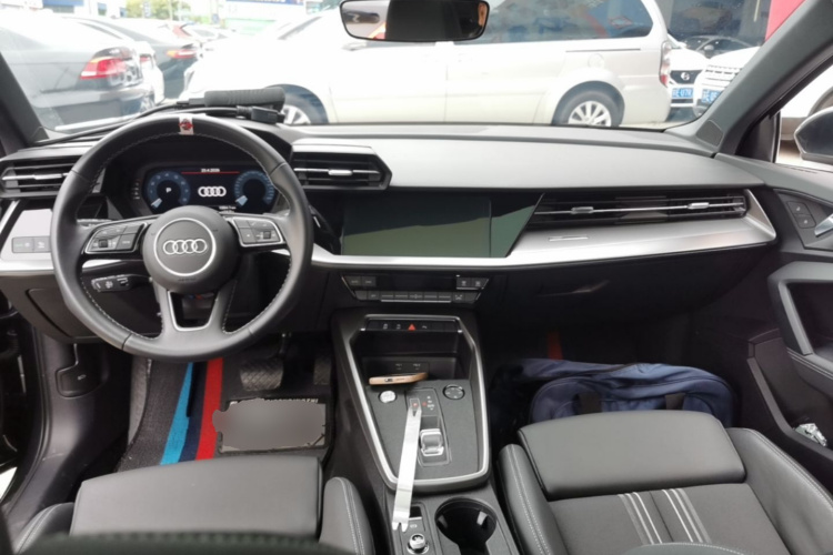 Audi A3 2024 immagine di auto #10
