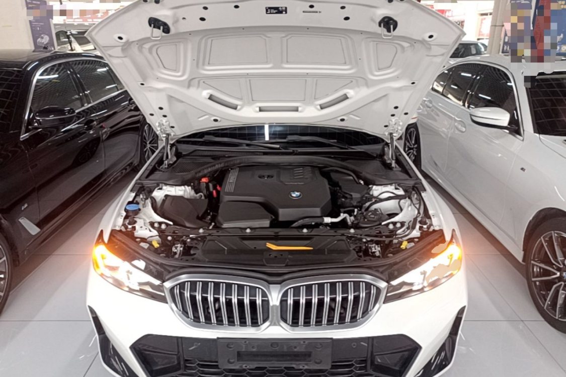 BMW 3 Series 2023 #6 BMW 3 Series 2023 car image #6