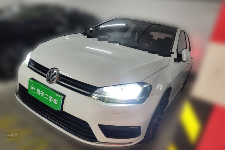 Volkswagen Golf 2017 car image #2