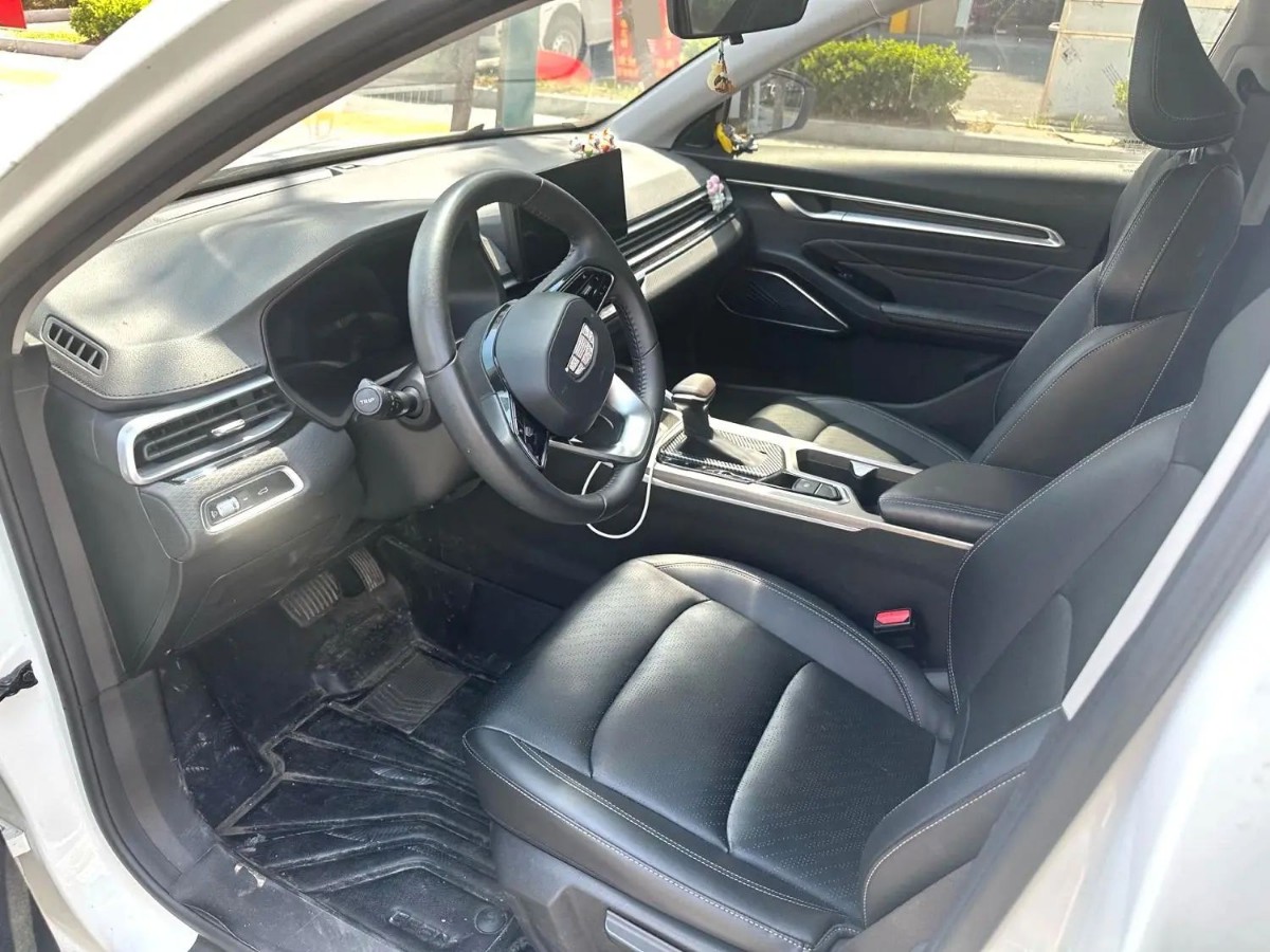 GEELY Emgrand 2022 #3 GEELY Emgrand 2022 car image #3