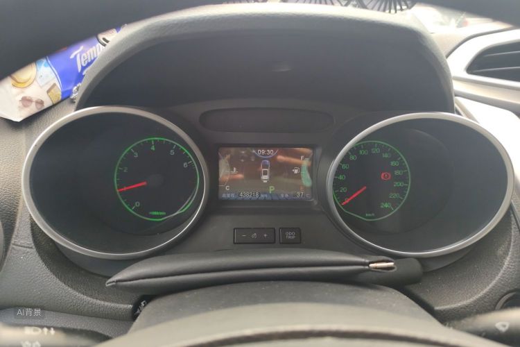 BYD Yuan 2017 car image #13