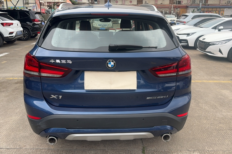 BMW X1 2022 car image #6