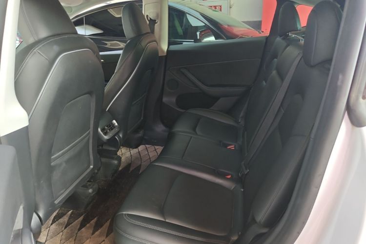 Tesla Model Y 2023 #17 Tesla Model Y 2023 car image #17