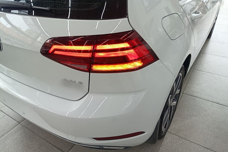 Volkswagen Golf 2020 #8 Volkswagen Golf 2020 car image #8