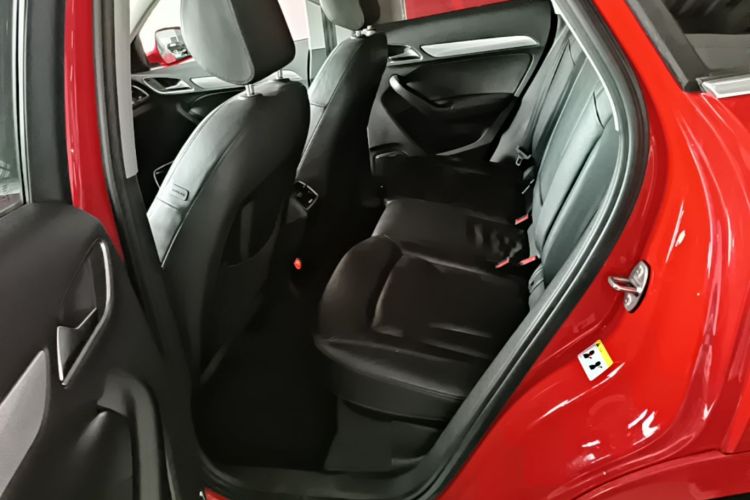 Audi Q3 2016 #17 Audi Q3 2016 car image #17