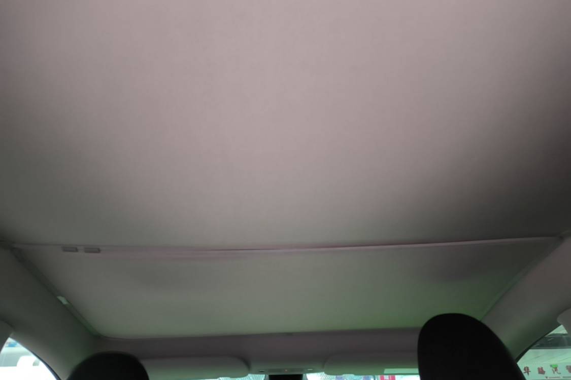 Tesla Model Y 2024 car image #9