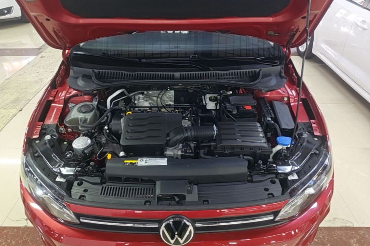 Volkswagen Polo 2021 immagine di auto #20