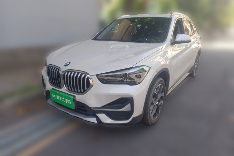 BMW X1 2020 car image #2