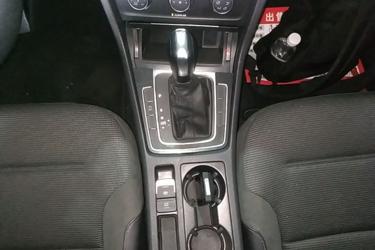 Volkswagen Golf 2019 #14 Volkswagen Golf 2019 car image #14