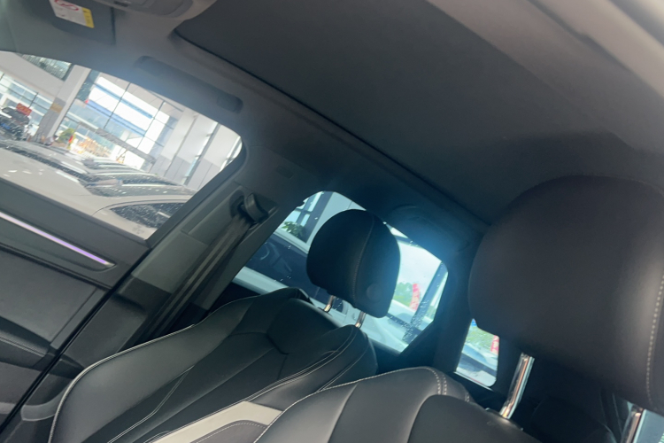Audi Q3 2024 car image #13