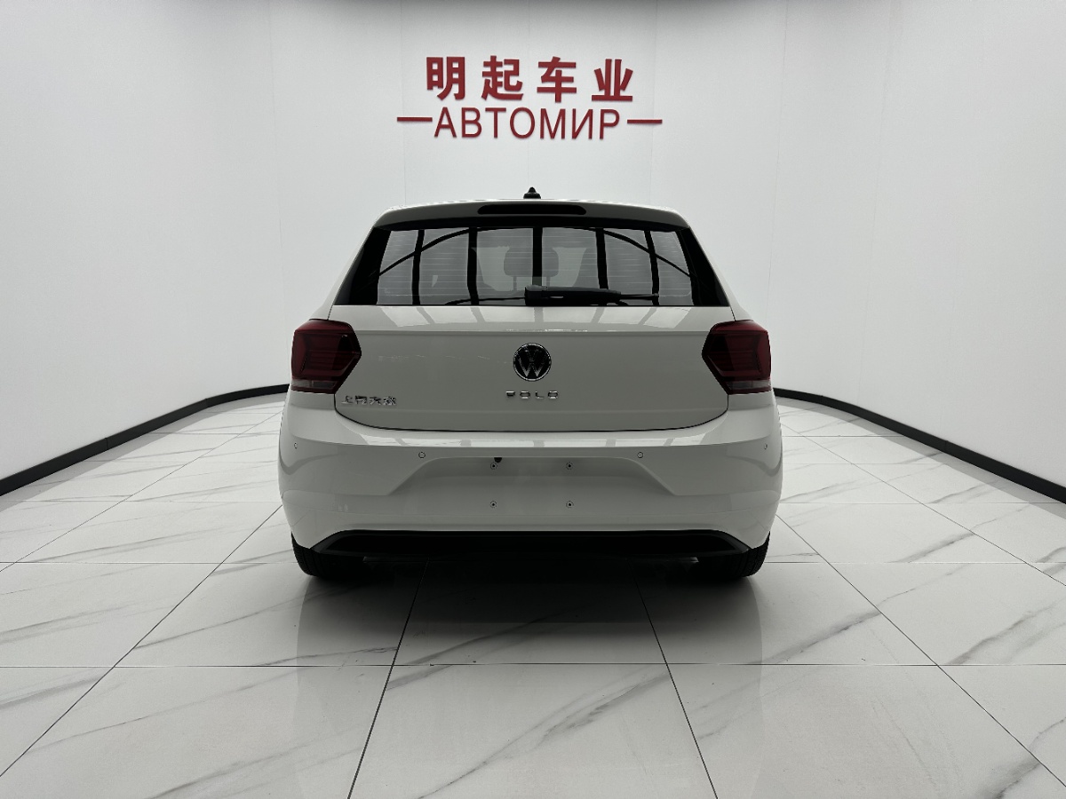 Volkswagen Polo 2022 car image #10