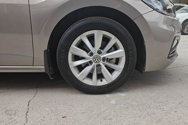 Volkswagen Bora 2019 car image #9