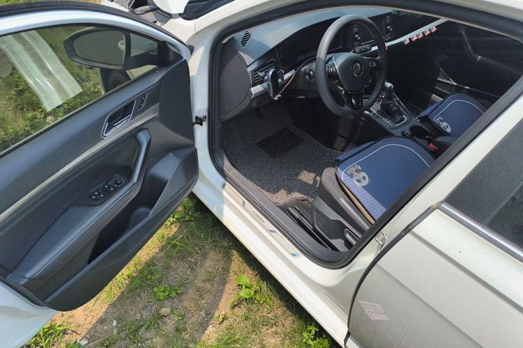 Volkswagen Lavida 2020 car image #9